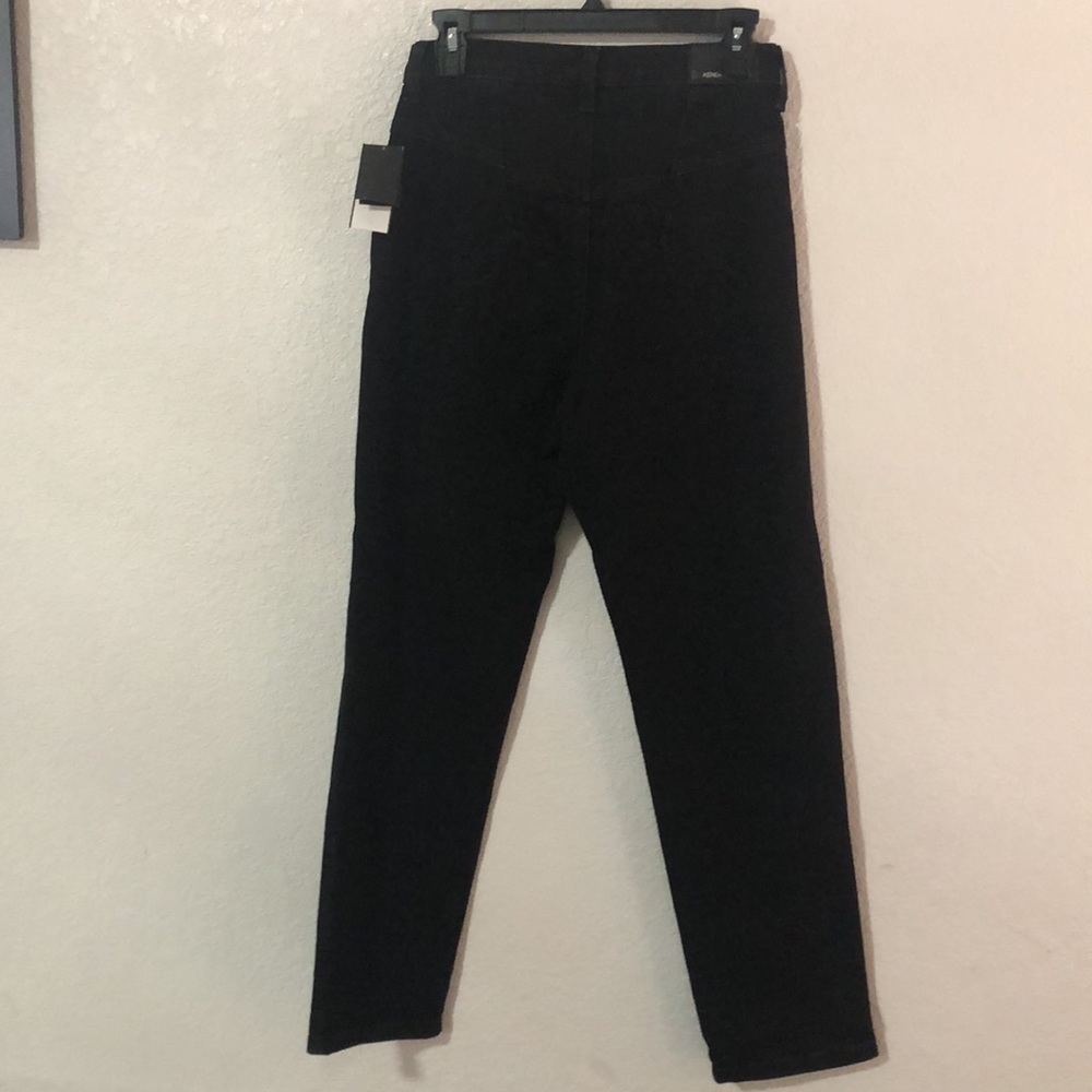 Kendall + Kylie Juniors’ High-Rise Straight-Leg Jeans - Picture 5 of 7